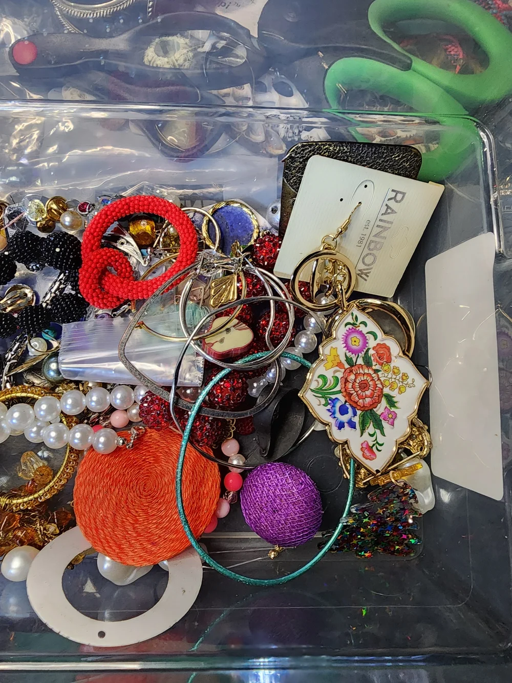1lb Mixed Fashion Jewlery Lot For Crafting May Or May Not Have Matches